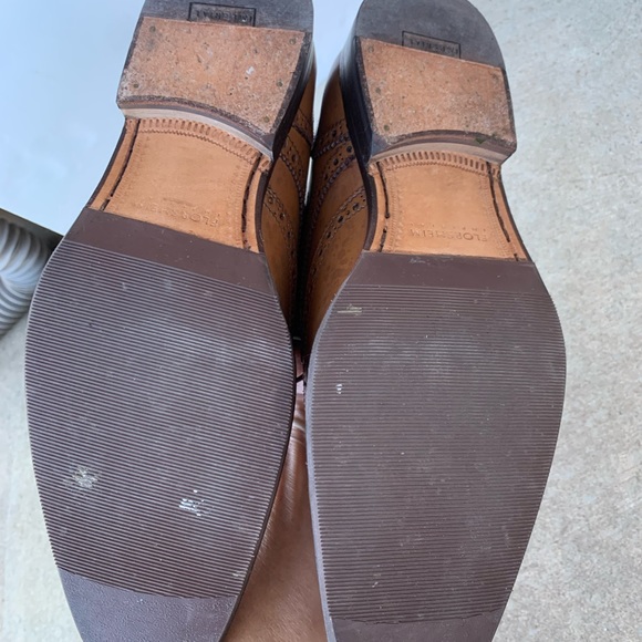 Florsheim Imperial Men’s Oxford Wingtip shoe size 9.5 - Picture 6 of 16